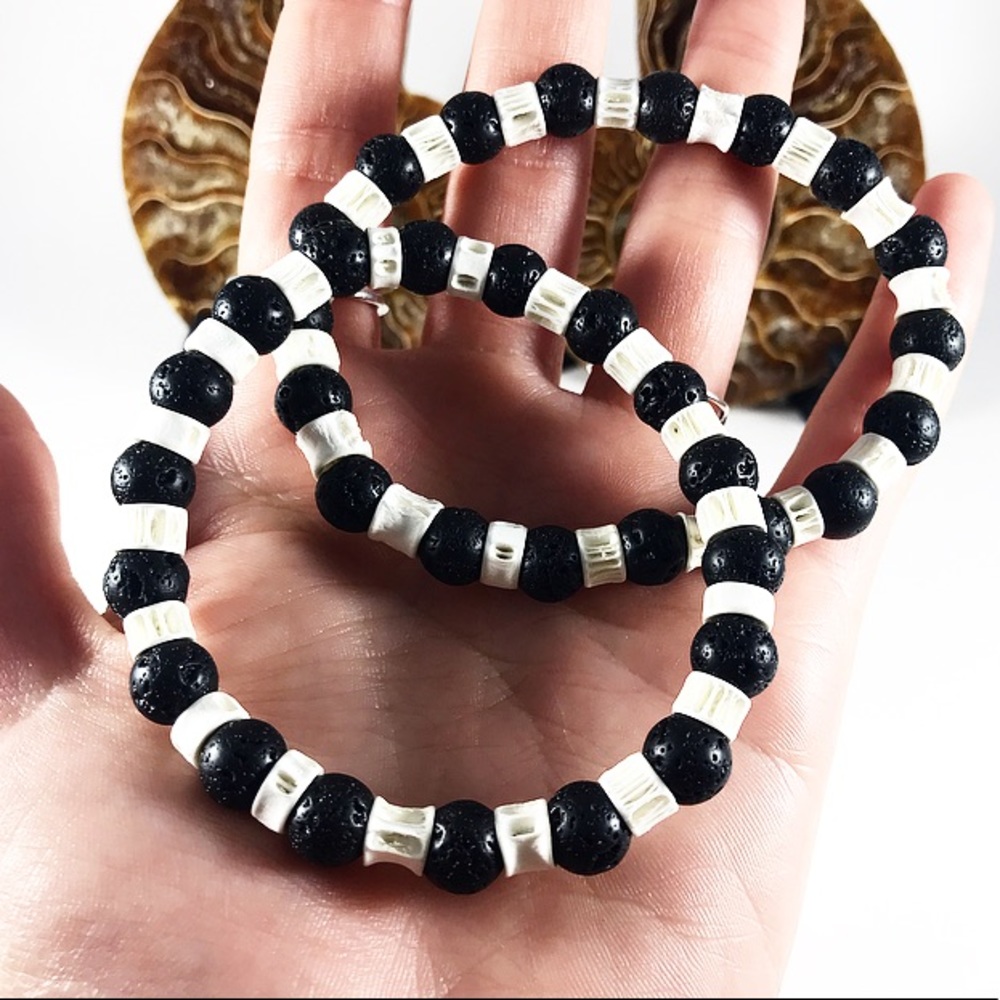 (1) Essential Oil Shark Bone Lava Bracelet - Picture 3 of 6